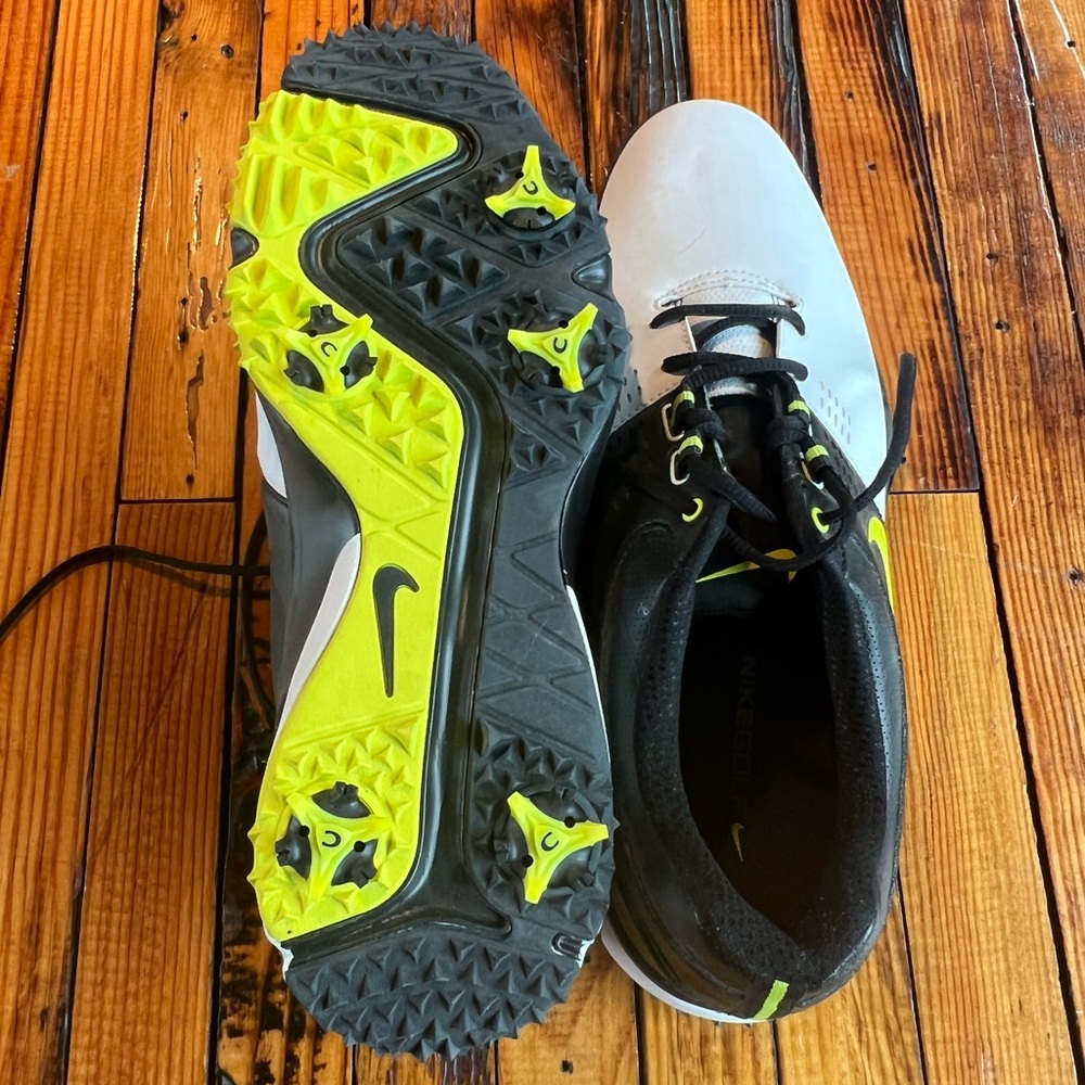 Nike air golf shoes